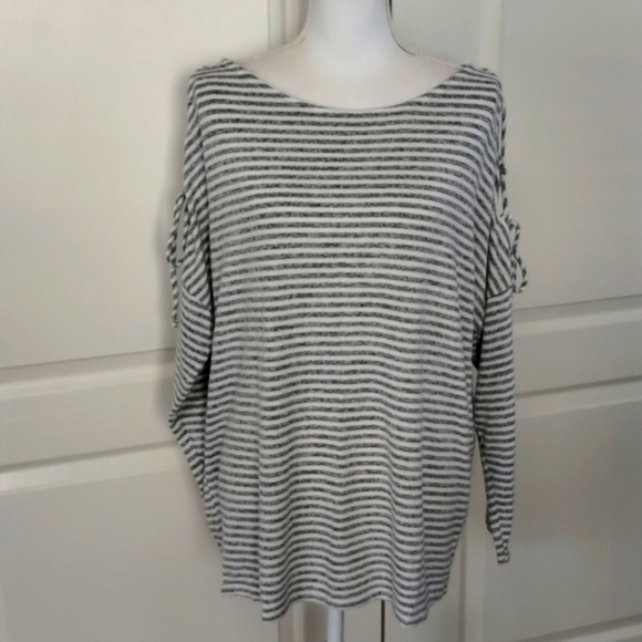 Fantastic Fawn women's size Large striped top braided open shoulder oversized - Picture 1 of 10